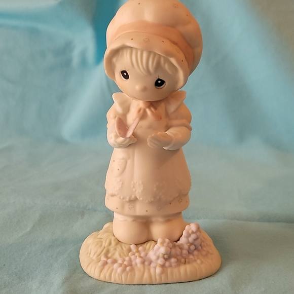 Vintage Precious Moments "We Are God's Workmanship" E-9258 - Picture 1 of 4